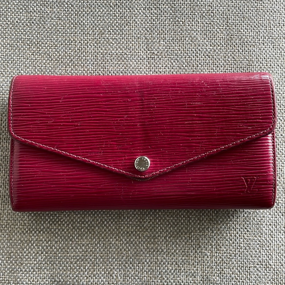Louis Vuitton | Epi Sarah Long Wallet Silver Hardware